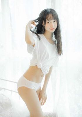 窗边女孩眼中对街的屋中女子[全集]